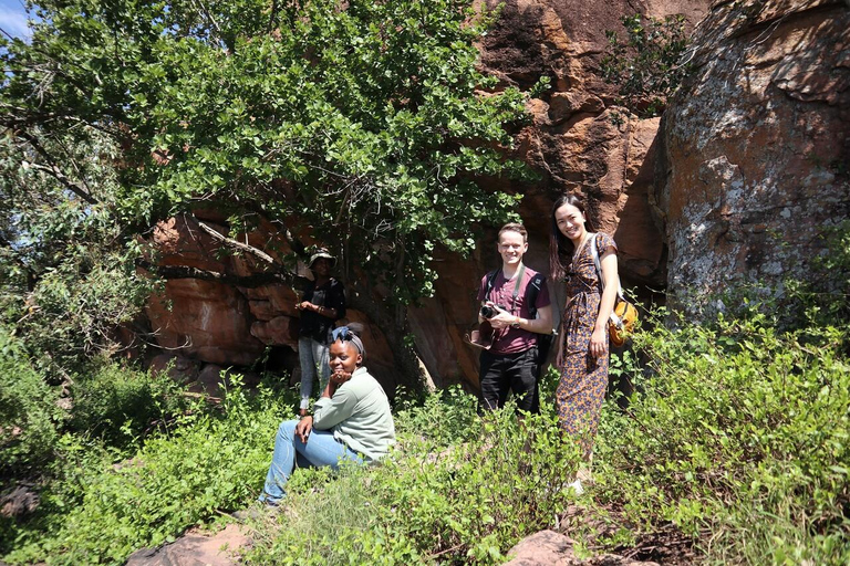 Gaborone: tour cultural de día completo y pinturas rupestres de Manyana