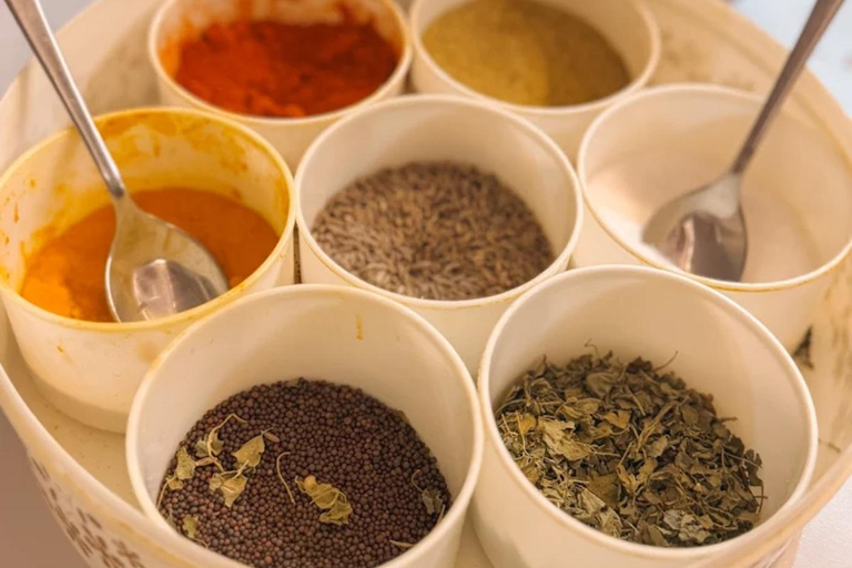 Udaipur: Indian Cooking Class - Art, Antiques & Storytelling Private Experience