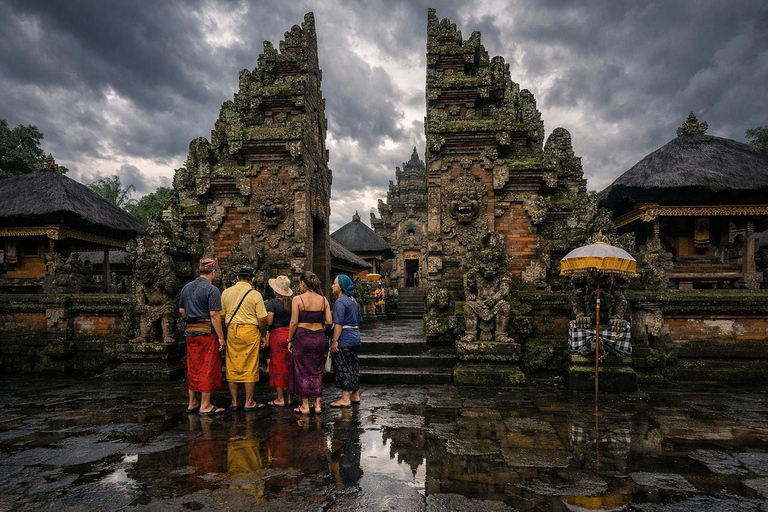 Ubud/Bali: Private Art & Culture Tour with Lunch & Transfers