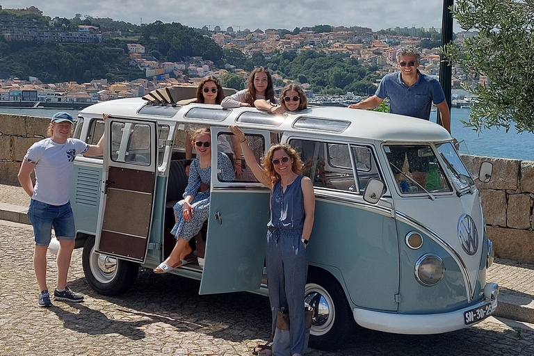 Porto: Private Sightseeing Tour by VW Kombi (2–8 People) Porto: Exclusive Sightseeing Tour- VW Kombi (2 to 8 people)