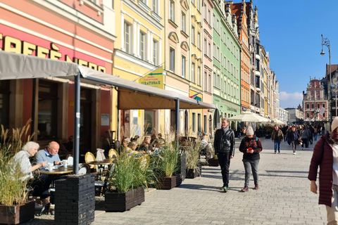 Wrocław: Boat Cruise with licensed guide only for your group Wrocław guided walking tour and closed boat cruise