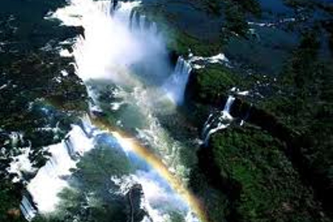 Depuis l'Argentine : Chutes d'Iguazu côté brésilien et barrage d'Itaipu