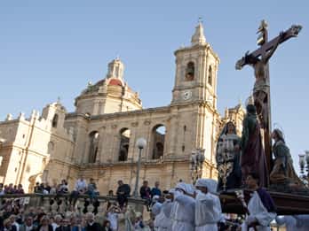 Processione pasquale del Venerdì Santo con commento e trasporto