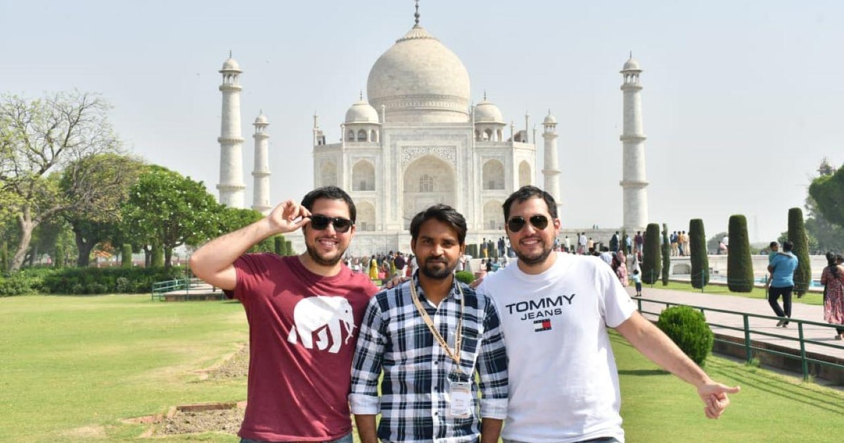 From Delhi: Same Day Trip Taj Mahal & Agra Fort with Lunch | GetYourGuide