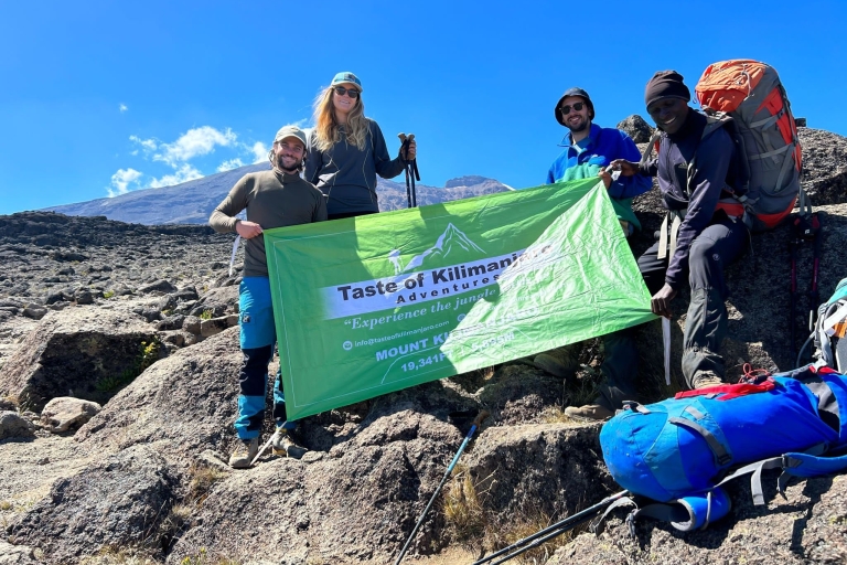 8 jours de trekking sur le Kilimandjaro via la route de Lemosho