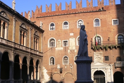 Ab Mailand: Tagesausflug nach Verona und zum Gardasee
