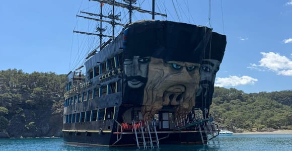 Antalya/Kemer: Boat Tour to Caves and Bays with Lunch
