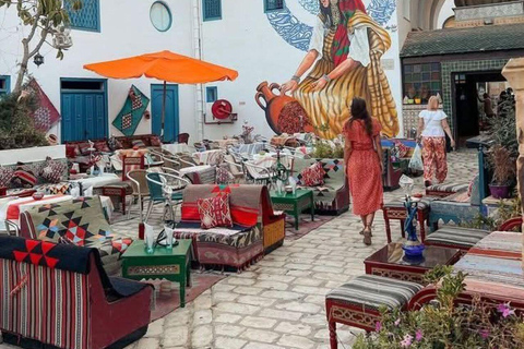 Hammamet Medina VIP: 100% Tunisian guided walking tour! Hammamet Medina VIP: 100% Tunisian Guided Walking Tour!