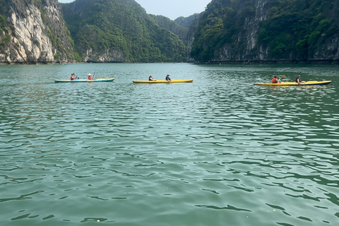 2-tägige Ha Long Bay Island Cruise Tour mit einem 3-Sterne-Kreuzfahrtschiff