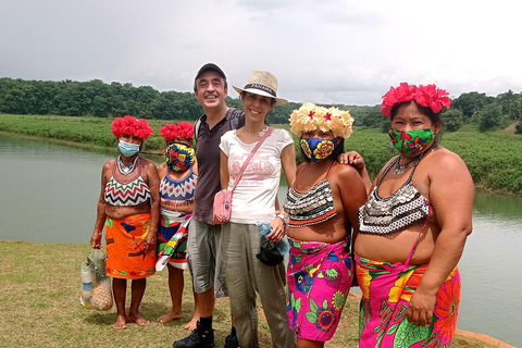 Panama Stad: Bezoek onze Emberá inheemse cultuur, jungle en watervallen