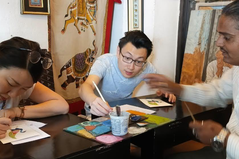 Udaipur: Traditional Miniature Painting Class