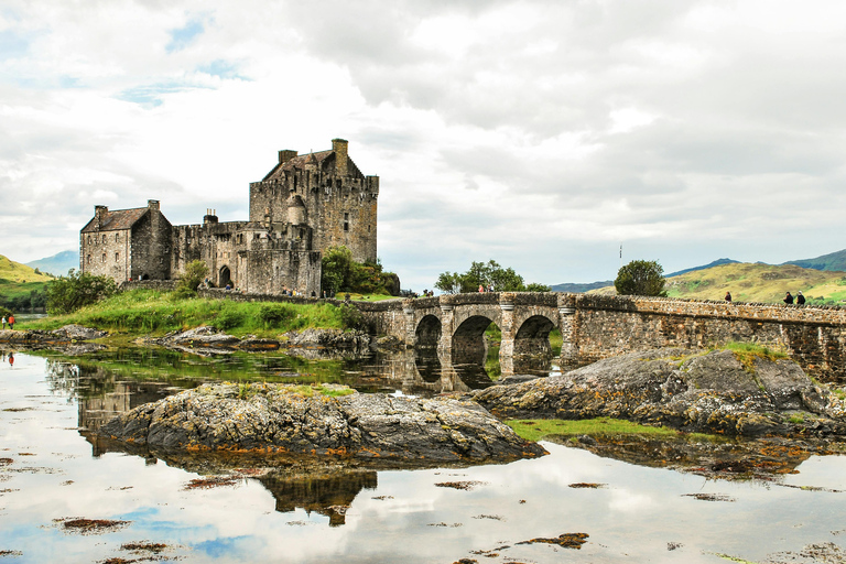 Inverness: Isle of Skye & Eilean Donan Castle Private Voyage