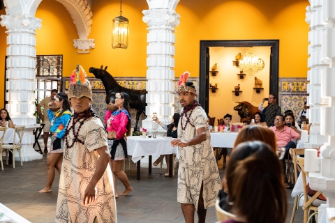 Lima: magisch watercircuit met diner en folkloreshow