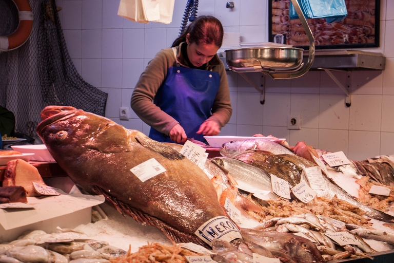 Seville: Food Tour with 10 Tastings of Tapas, Ham, Churros