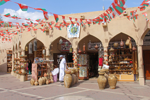 Oman: 5-Day Adventure Tour with Forts, Souqs & Mountains