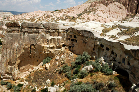 Rode tour door Cappadocië met lunch en museumtickets (kleine groep)Cappadocië rode tour met lunch en museumtickets kleine groep