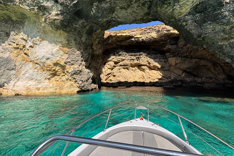 Malta: Blue Lagoon, Comino & Crystal Lagoon Private Tour 2hrs - Private Comino Boat Tour