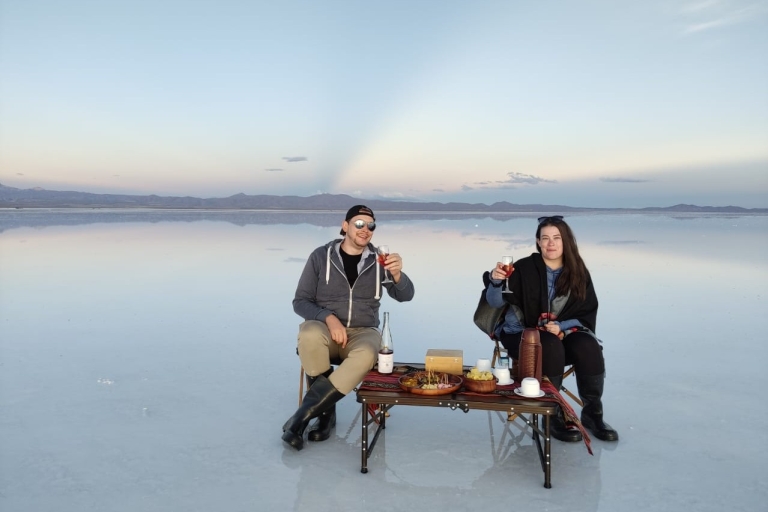 Vanuit La Paz: tweedaagse Uyuni-tour per vlucht