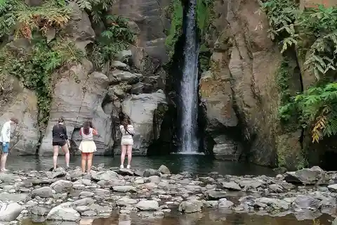 JEEP - EXCURSÃO DE CRUZEIRO NA COSTA - LAGOA DO FOGO (Lagoa do Fogo)