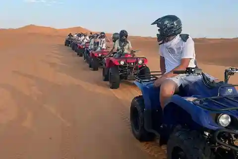 Quad en las Dunas de Arena del Desierto de Merzouga Erg Chebbi