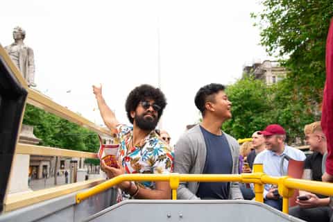Dublin: Hop-On Hop-Off Sightseeing Tour with Live Guide