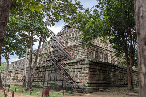 Vanuit Siem Reap: Koh Ker en Beng Mealea privé dagtourGedeelde tour