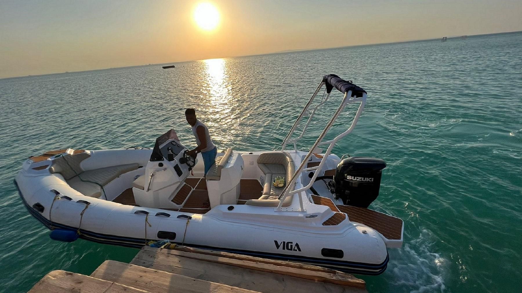 Hurghada: Privates Schnellboot zur Orange Bay und White Island