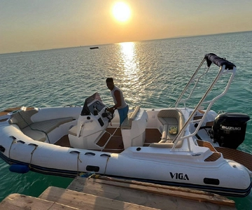 Hurghada: Private Speedboat To Orange bay & White Island