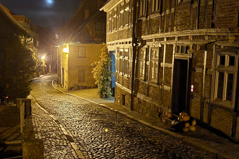Blankenburg (Harz) Nachtwachterswandeling door de historische oude binnenstadBlankenburg (Harz) Nachtwandeling door de oude binnenstad met een nachtwaker