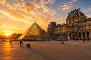 Paris: Halbprivate Tour im Louvre mit optionalem Crêpe-Workshop