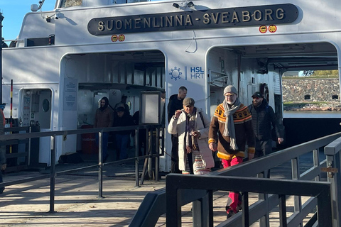 Private UNESCO Suomenlinna Tour: Fortress & Sea landscapes