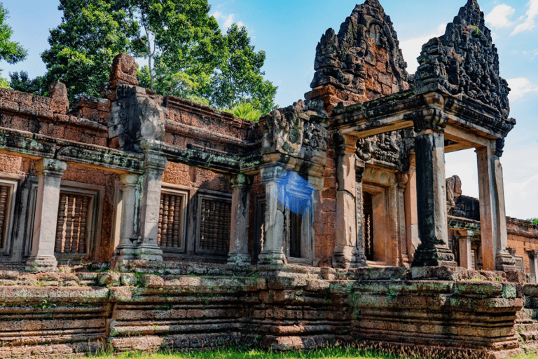 Prywatna wycieczka do świątyń Banteay Srei i Banteay SamreAngkor Wat Sunrise Wycieczka prywatna