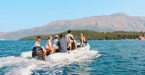 Bootstour zu den Inseln von Korčula mit Schnorcheln & Schiffswrack