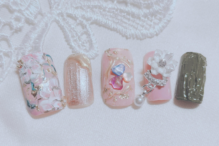 Yokohama: Japansk nagel- och hårstyling, sminkning, kimonouthyrningJapansk nagel