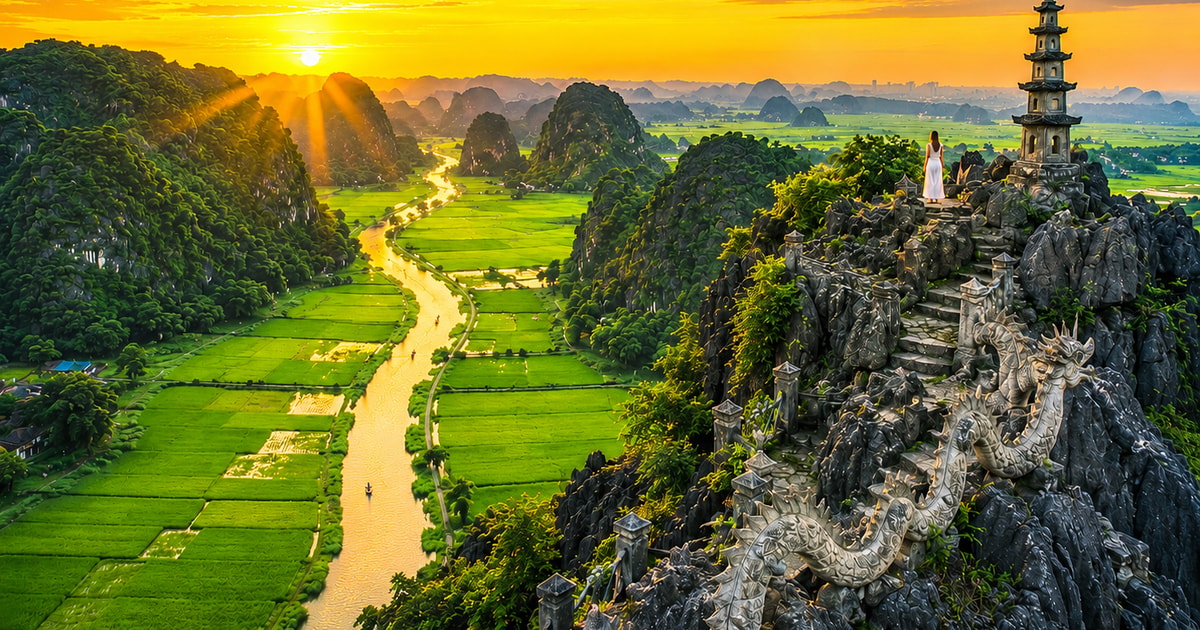Ninh Binh: Trang An Boat Ride, Bich Dong, Mua Cave Sunset