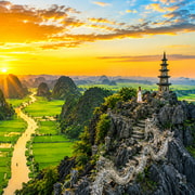 Ninh Binh: Trang An Boat Ride, Bich Dong, Mua Cave Sunset