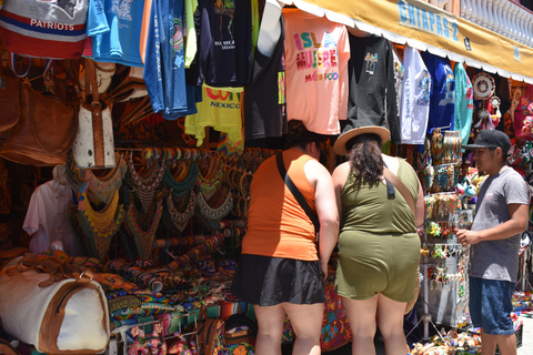 Cancun: Isla Mujeres Katamaran mit Buffet, Getränken und SchnorchelnTour von Cancun aus