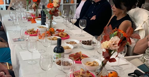 Bari: Authentic Puglia Wine & Olive Oil Tasting and Snack