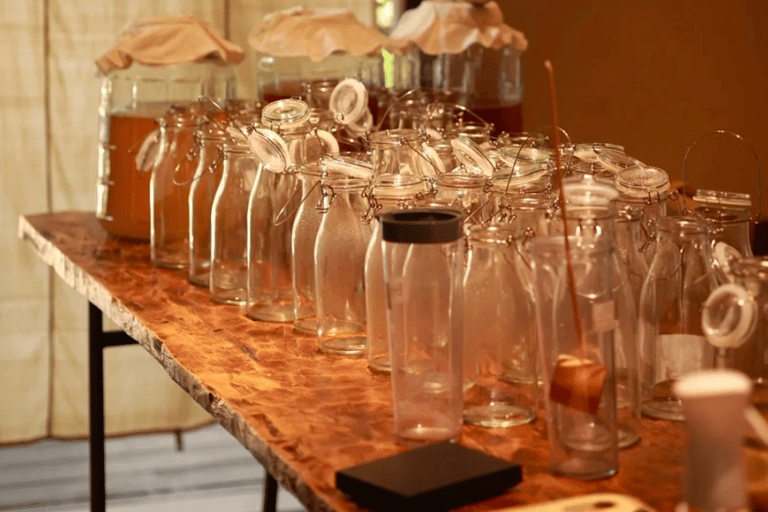Hangzhou Tea Experience: Kombucha, Song Tea & Longjing