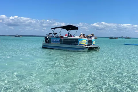 Fort Walton Beach: 20 ft 10 Passenger Pontoon Rental