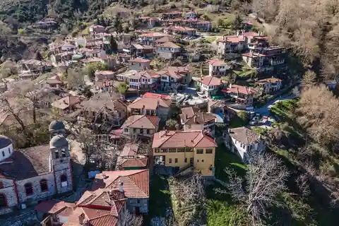 Desde Tesalónica: Playa de Platamonas - Pueblo de Panteleimonas