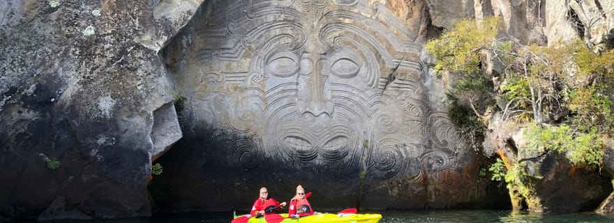 Taupo : Excursion en kayak à la découverte des gravures rupestres maories