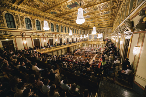 Vienna: Mozart Concert and Austrian Delights Dinner Superior