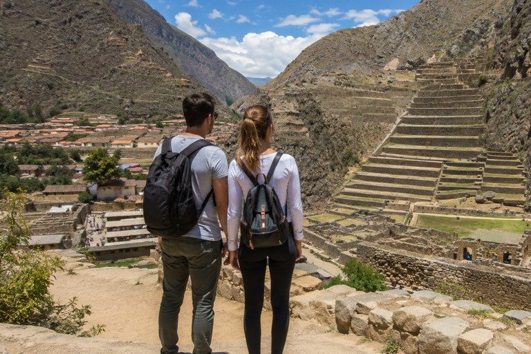 Cusco: Inca Valley Journey to Machu Picchu in 2 Days. Tourist Train with Standard Hotel