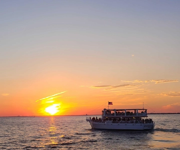 Destin: Crociera al tramonto con i delfini
