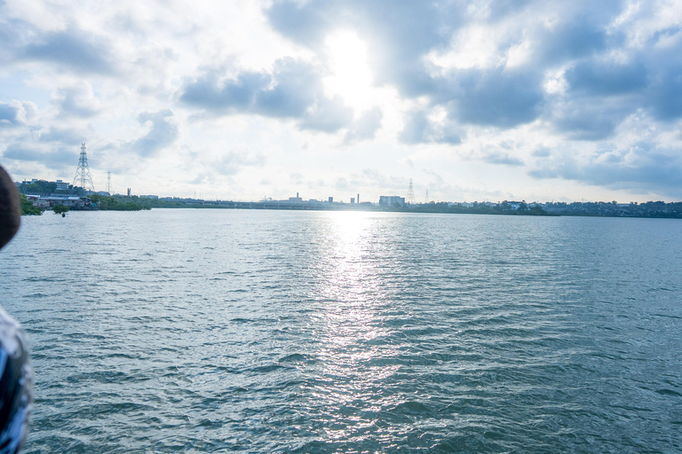 Mombasa: Sunset Cruise with DJ, Snacks, and Drinks Private Group Sunset Cruise Hosted By A Seasoned Afro DJ