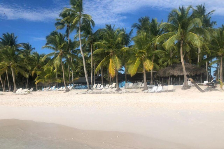 Excursión a Isla Saona desde Punta Cana con almuerzo y bar libre