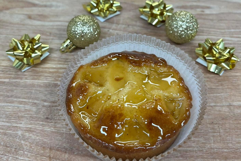 Breakfast at a French bakery and Montmorency Falls 3 hours