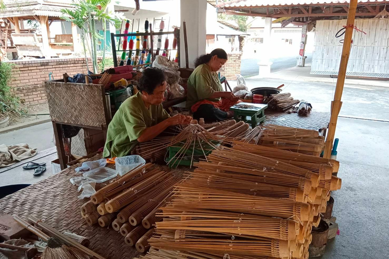 Aldea Mae Kampong, Aguas Termales, Fabricación de Paraguas Bo Sang