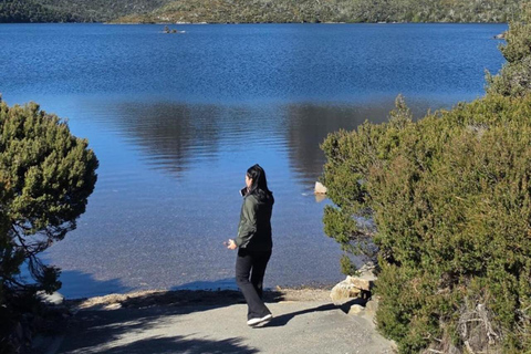 Hobart: Cradle Mountain & Wineglass Bay 2-Day Tour